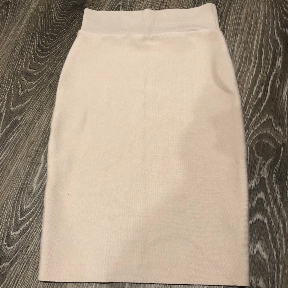Body con pencil skirt